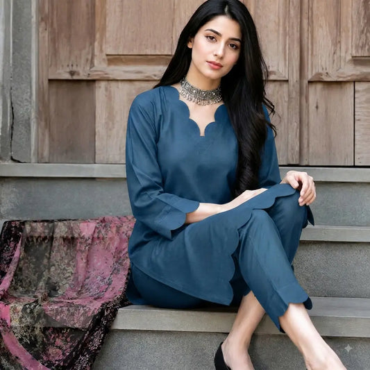 2 Pcs Women's Unstitched Plain Suit